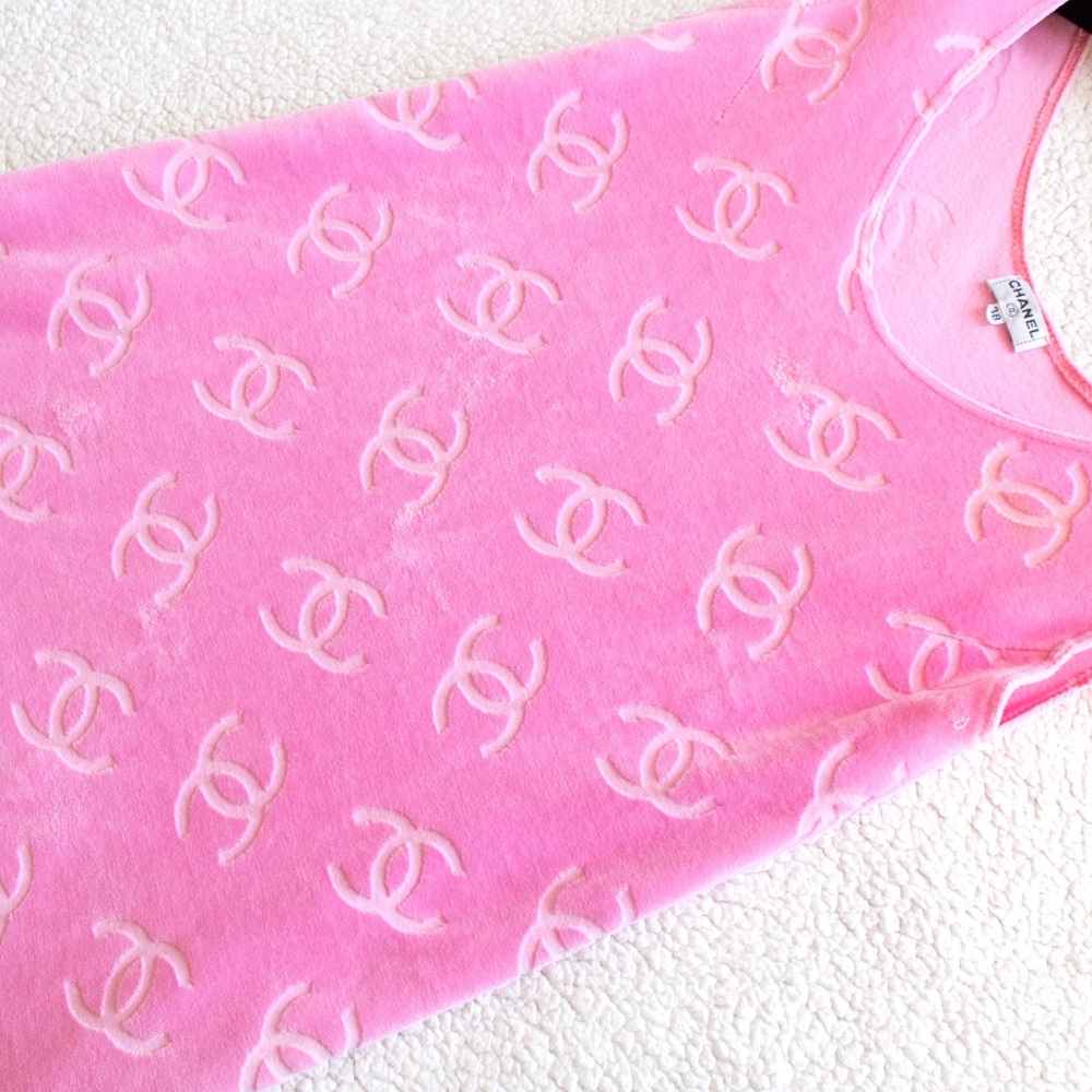 Iconic Chanel Spring 1996 Pink Velour Tunic Dress - Picture 5 of 12